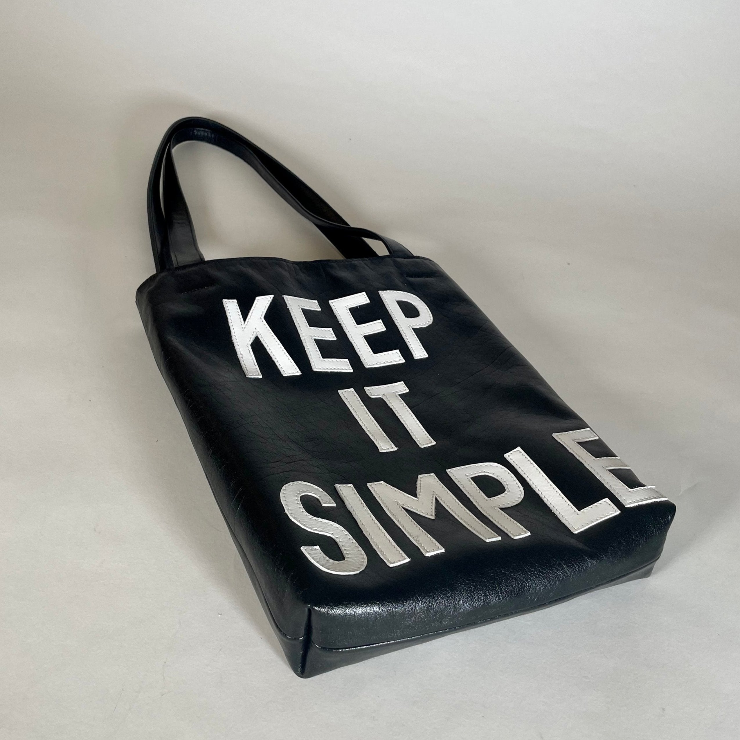 KEEP IT SIMPLE  schwarz